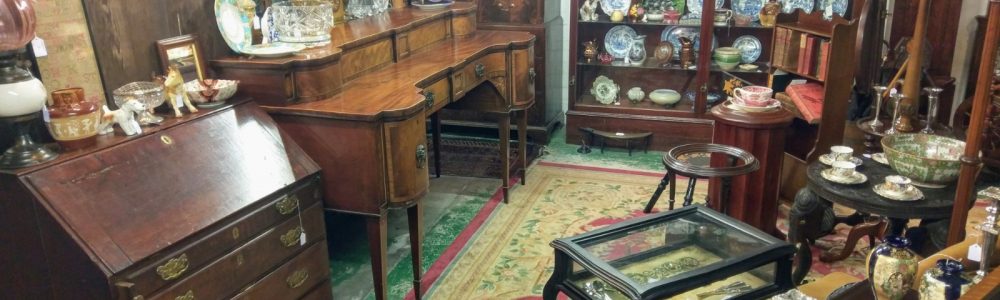 Antique Dealers Ringwood, Antique Furniture Buyers, Old Collectables.